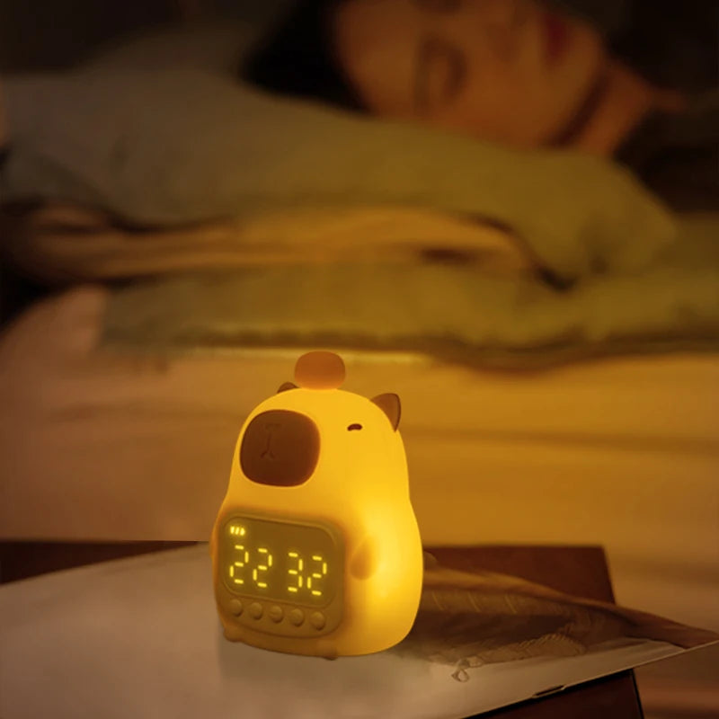 Luz Noturna em formato de Capivara fofinha para quarto de criança